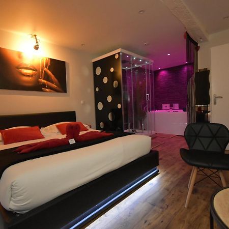 Spa Privatif Love Room, Le Hammam Et Bulles, Chez Nuits Chartraines شارتر المظهر الخارجي الصورة